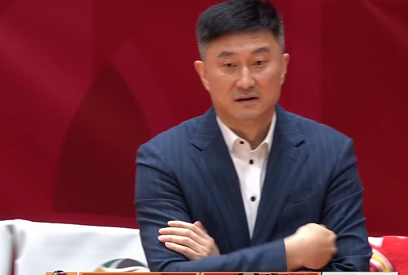 世界杯客户端安装包-3消息！杜锋深夜发声，焦泊乔被辽篮球迷辱骂，朱芳雨买断王少杰