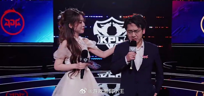 世界杯官方app下载中心-行天赛后落泪，与团队共勉前行|王者荣耀|kpl|电竞赛事讨论|加油_新浪体育_新浪新闻